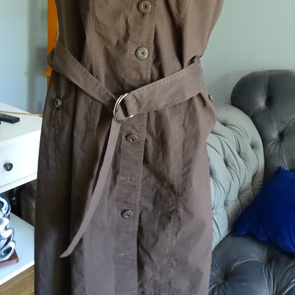 WOMENS JUMPER/DRESS BUTTONS UP THE FRONT - Picture 2 of 2